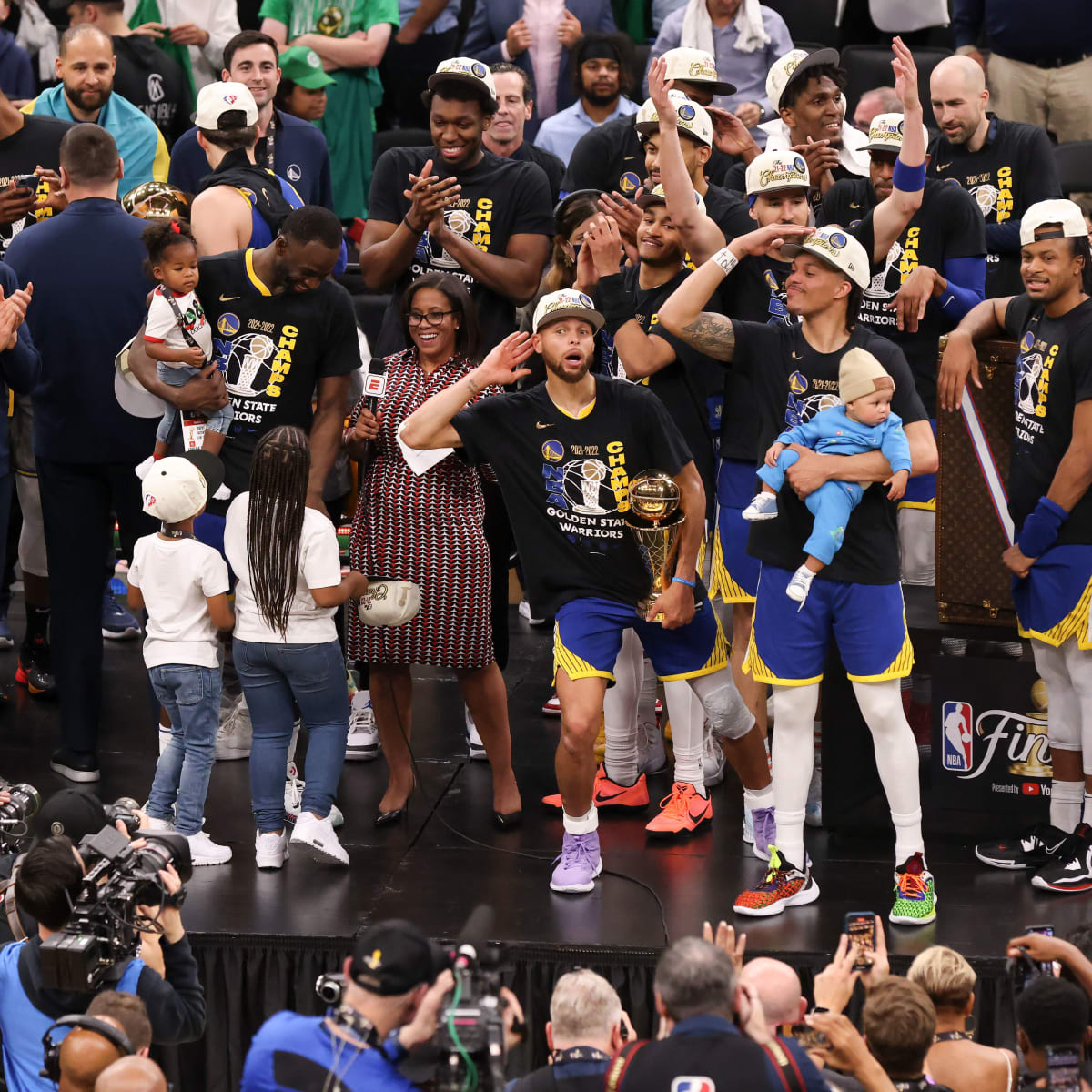 Stephen Curry receives NBA Finals MVP award for 1st time in his