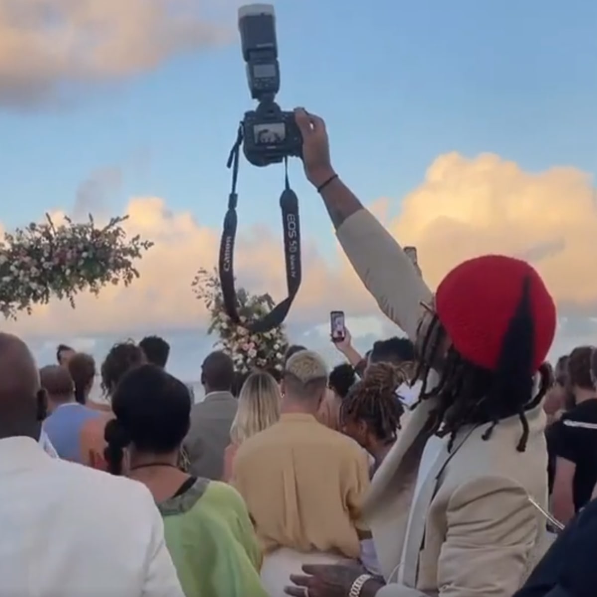 Joakim Noah Officiating Derrick Rose's Wedding Gives Me All the Feels