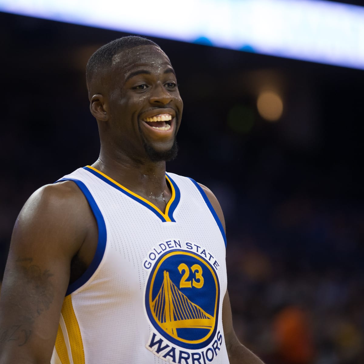 Draymond Green gifts massive weed blunts to wedding guests like