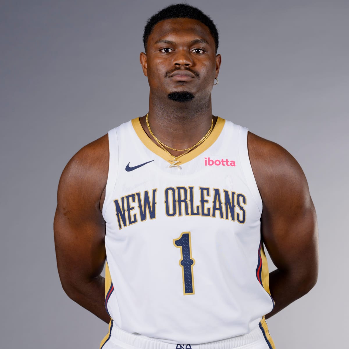 Pelicans star Zion Williamson rehabbing away from the team