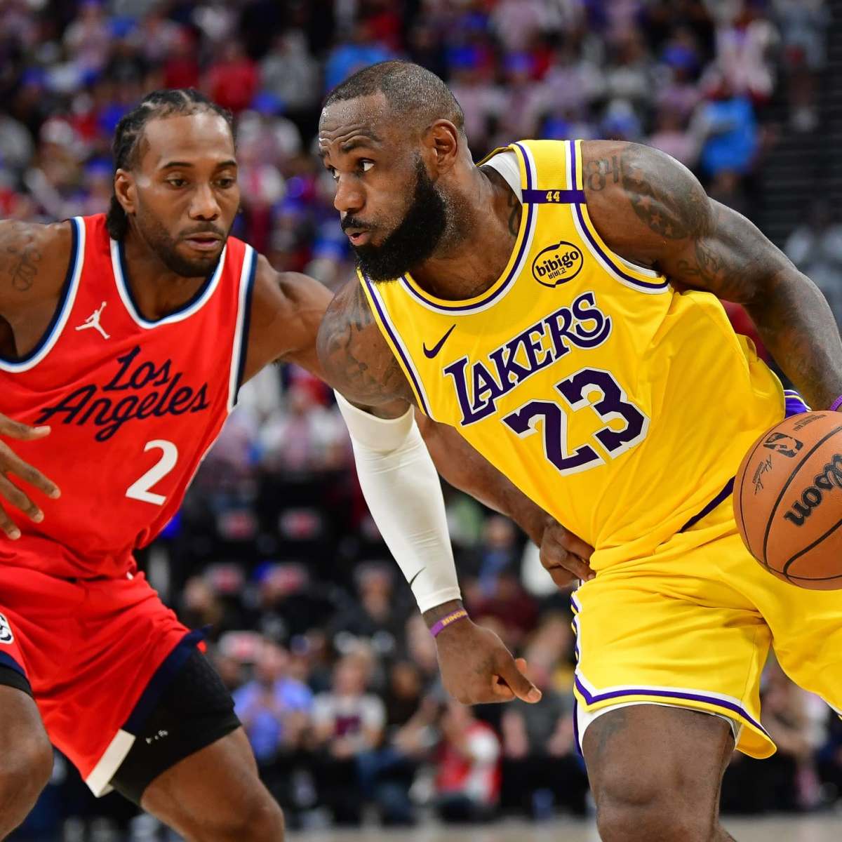 Lakers Gladly Dodged The Kawhi Leonard "Headache" As Reports Claim He  Didn't Want To Join LeBron James - Fadeaway World