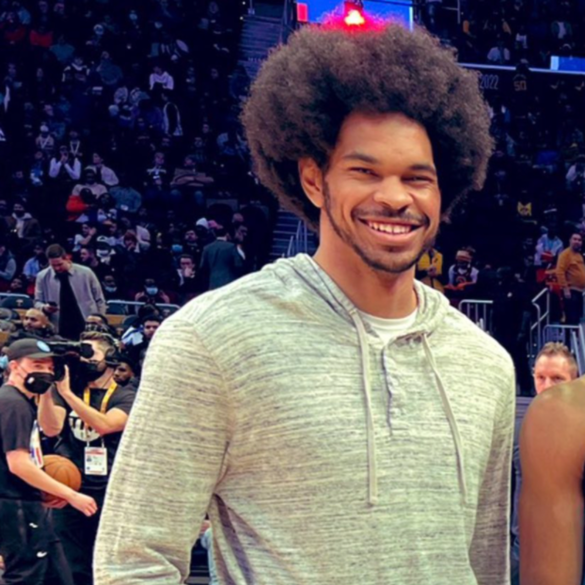 Jarrett Allen Reacts to Getting Roasted for Casual All-Star Weekend Outfit