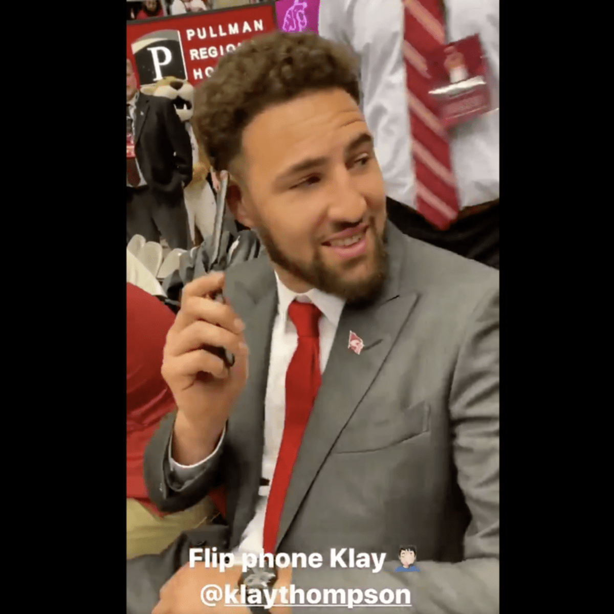 Steph Curry in Pullman for Klay Thompson's jersey retirement, News