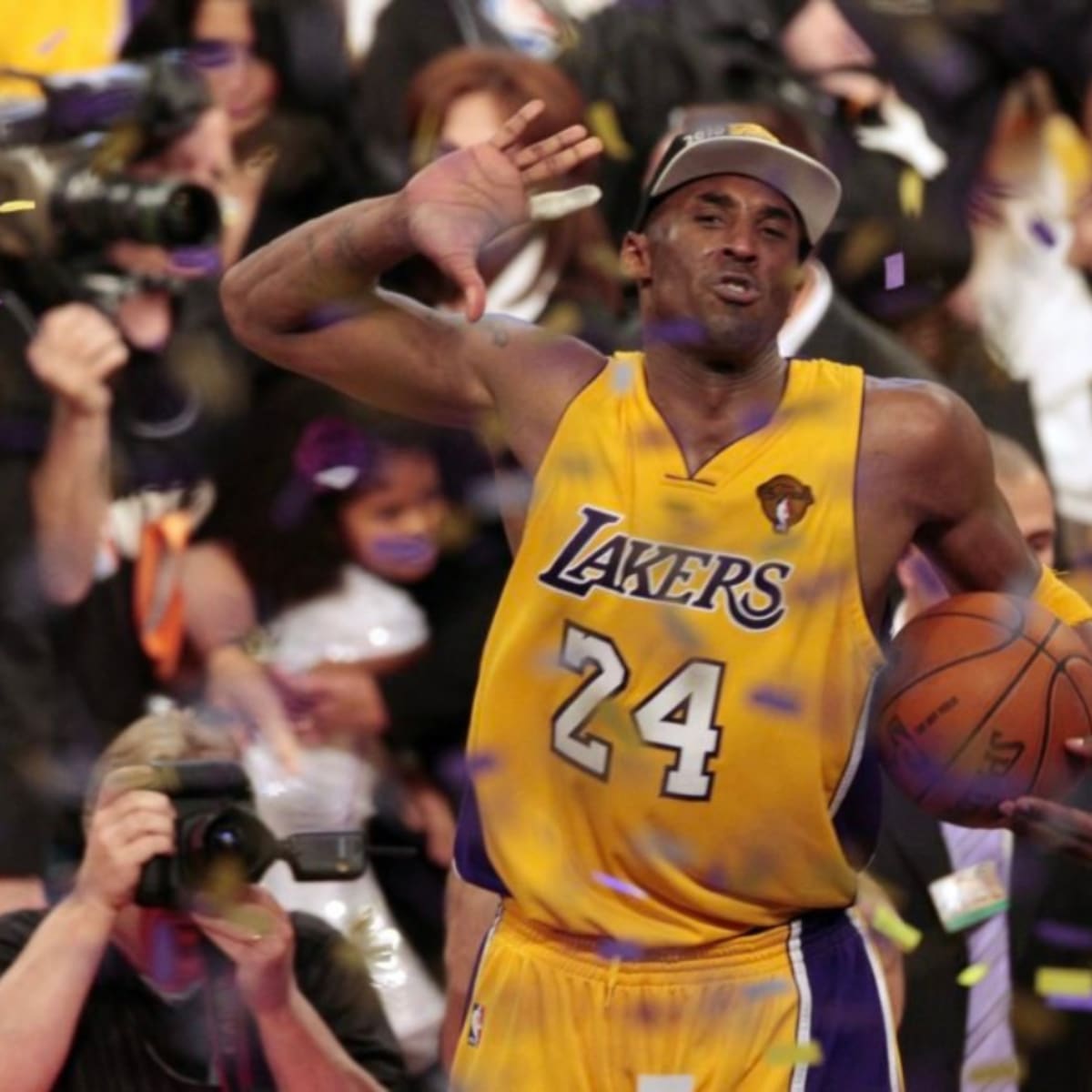 Shaquille O Neal On What He Did After Kobe Bryant Won His 5th Ring I Tore My House Up. Fadeaway World