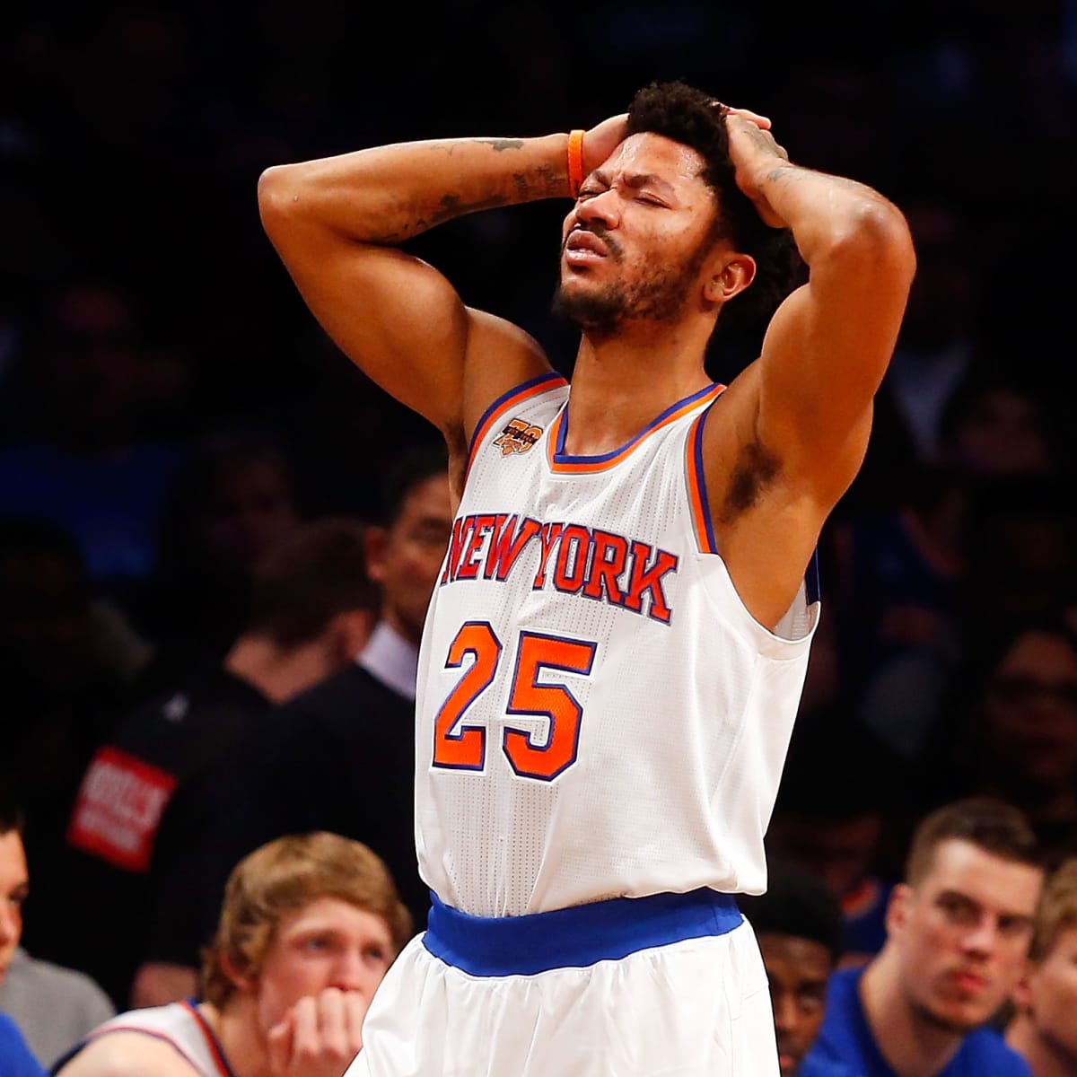 Derrick rose 2025 no shirt
