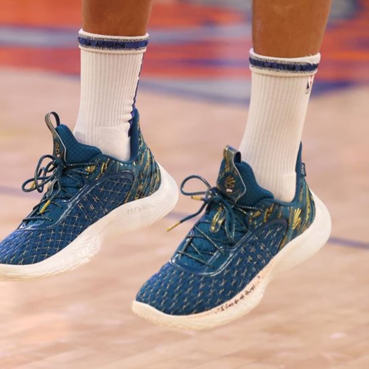 Stephen curry hotsell 5 shoes