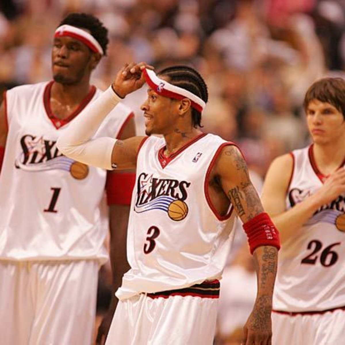 Allen iverson short hot sale