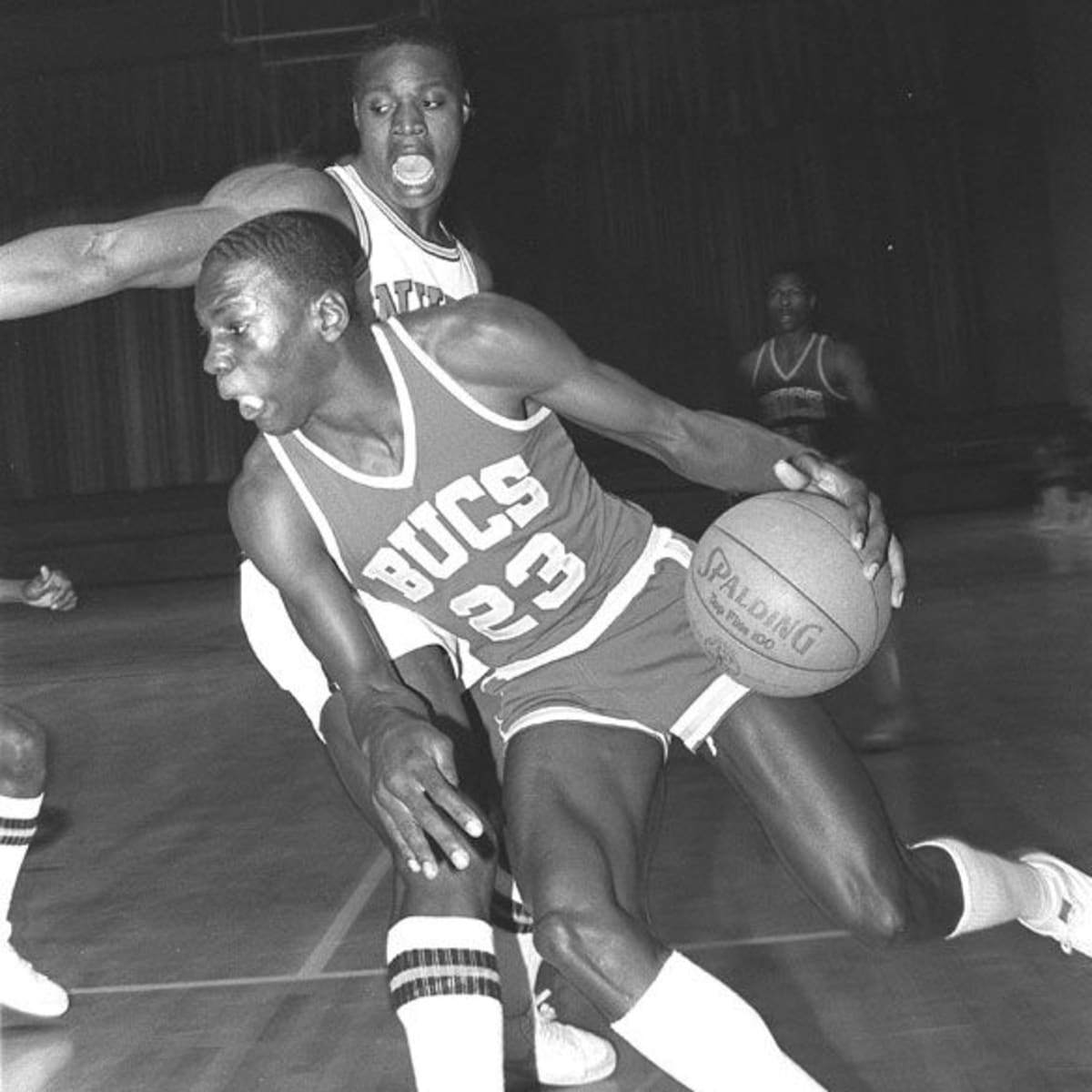 The Last Dance Director Reveals Amazing Story About Michael Jordan He Blew Away Patrick Ewing And Len Bias Fadeaway World