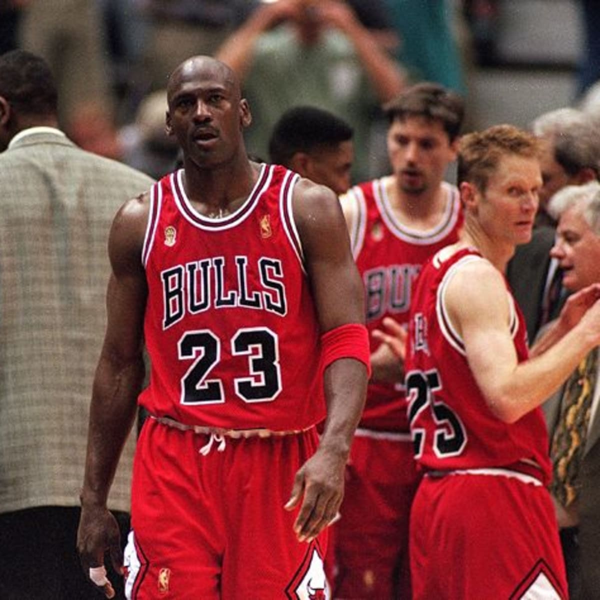 Chicago bulls online without jordan