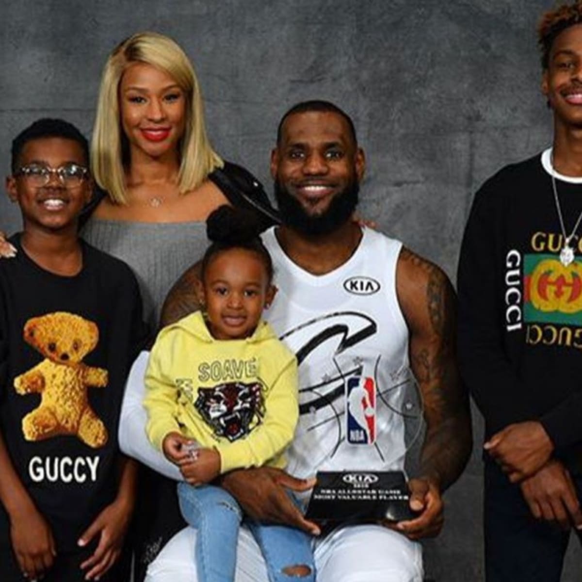Lebron james children cheap
