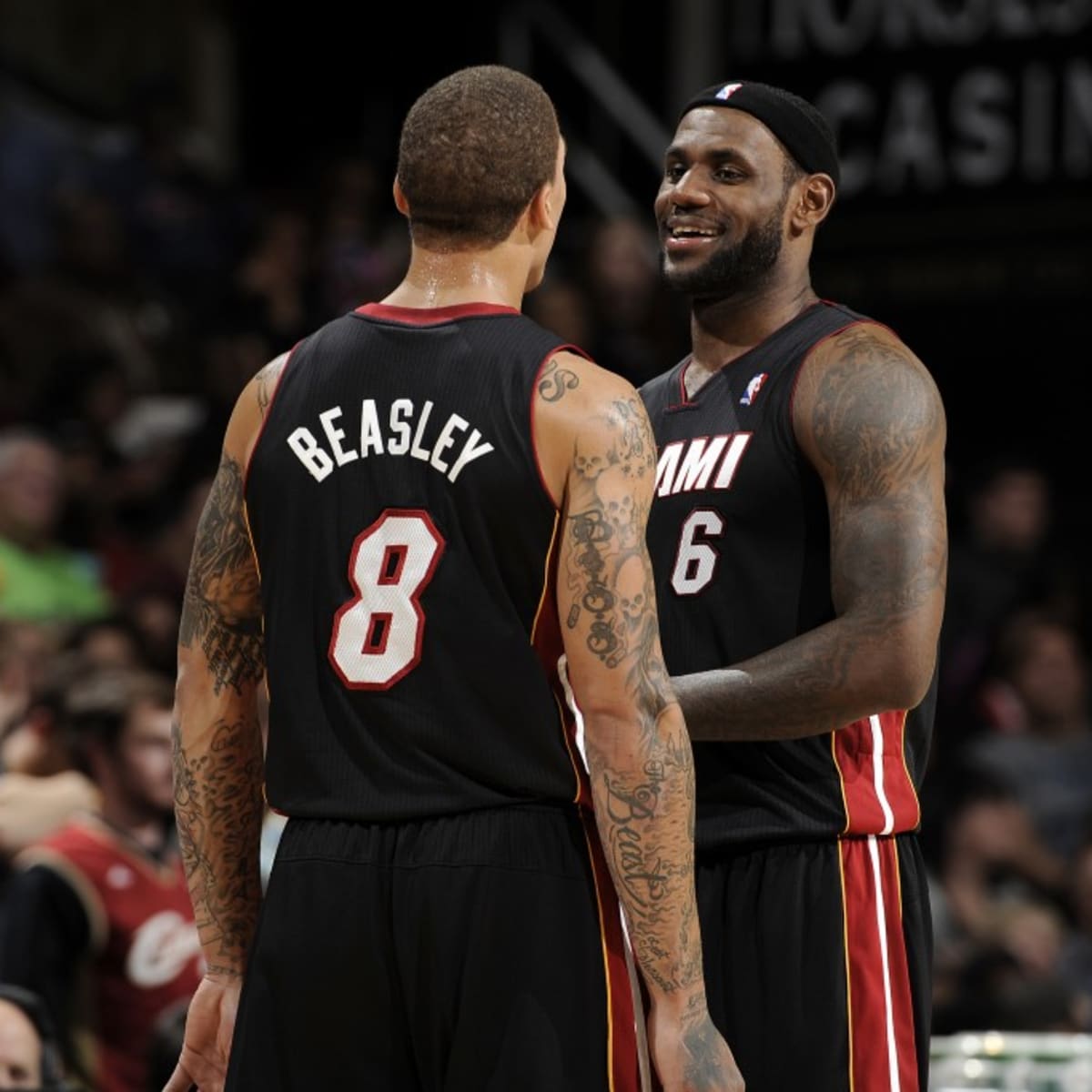 Lebron james michael beasley 2025