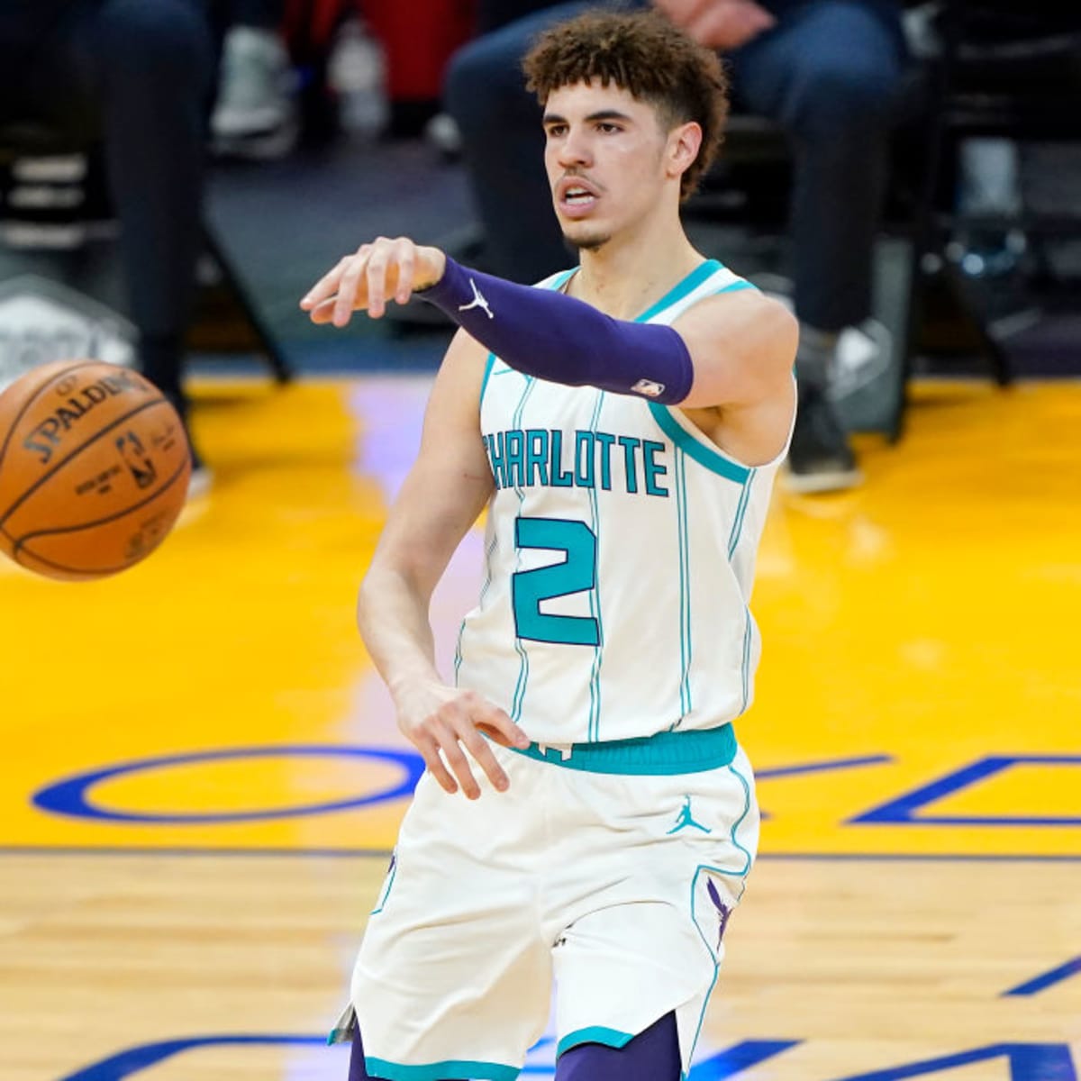 Michael jordan discount hornets jersey