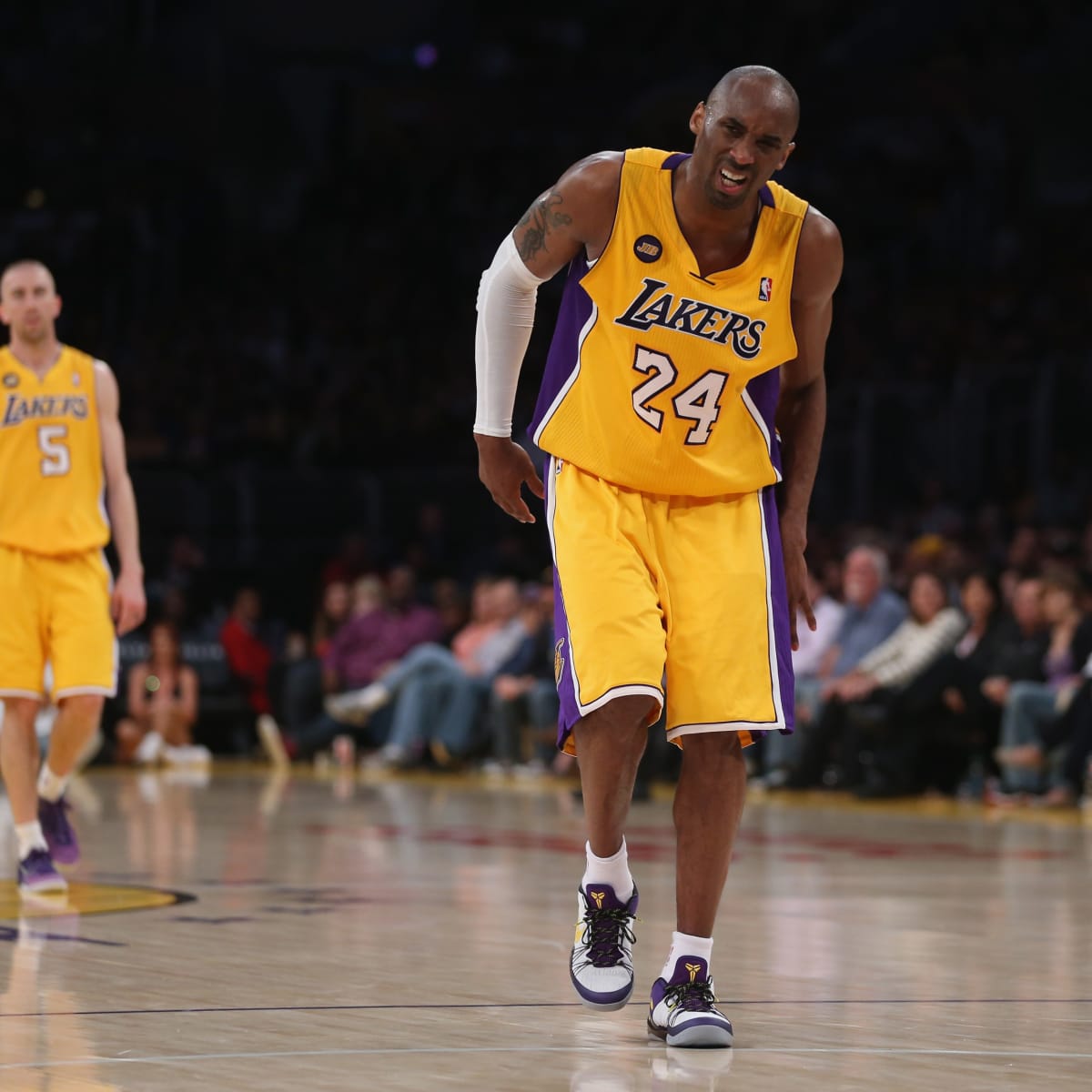 Kobe playing hotsell