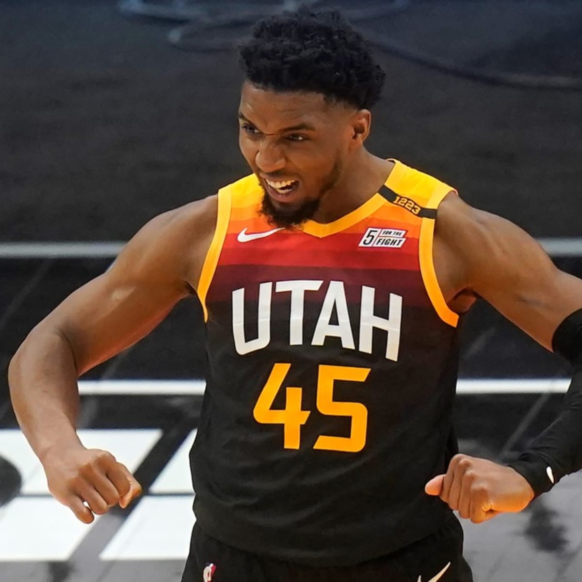 Donovan mitchell shop number 45