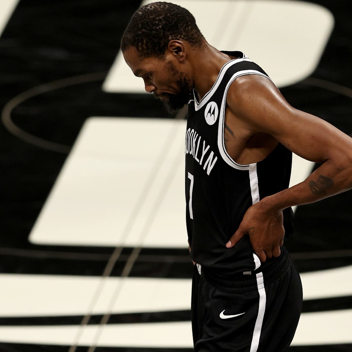 Kevin Durant Reportedly Wears One Full Size Bigger Shoes In Games