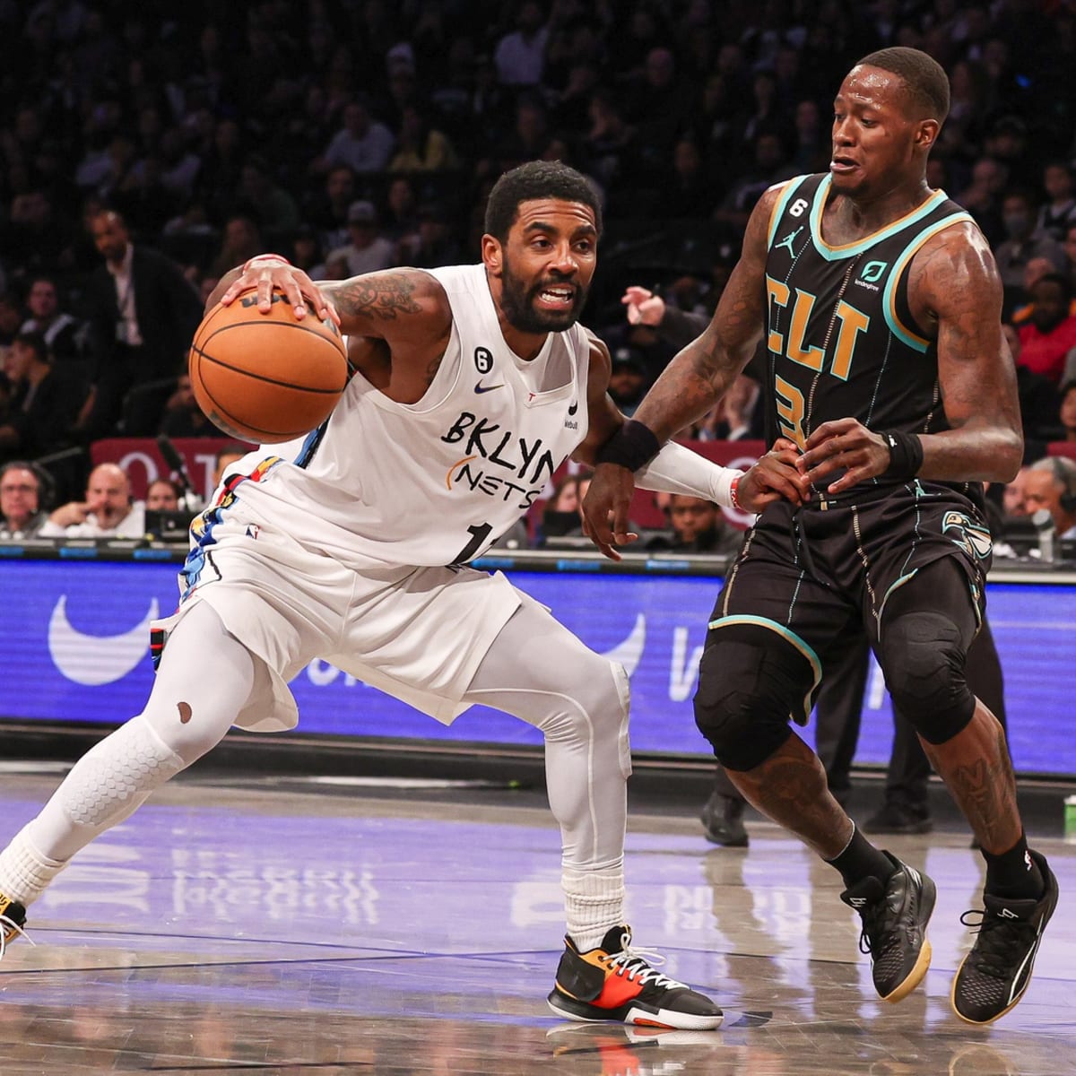 Kyrie Irving Wears Shoes That Say I m Free After Nike Ended