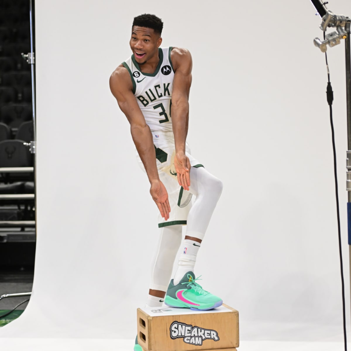 Giannis freak cheap