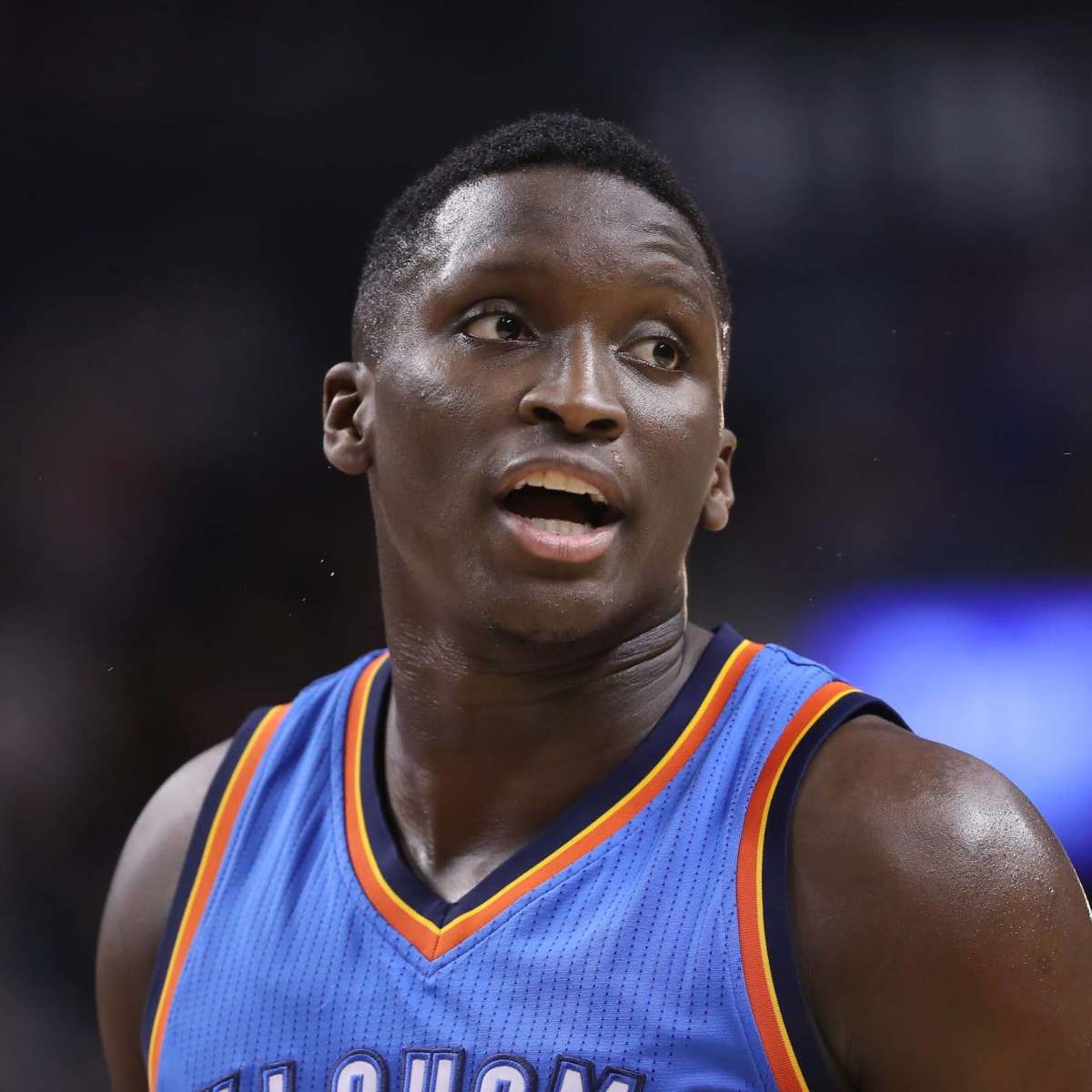 Victor oladipo in thunder jersey on sale