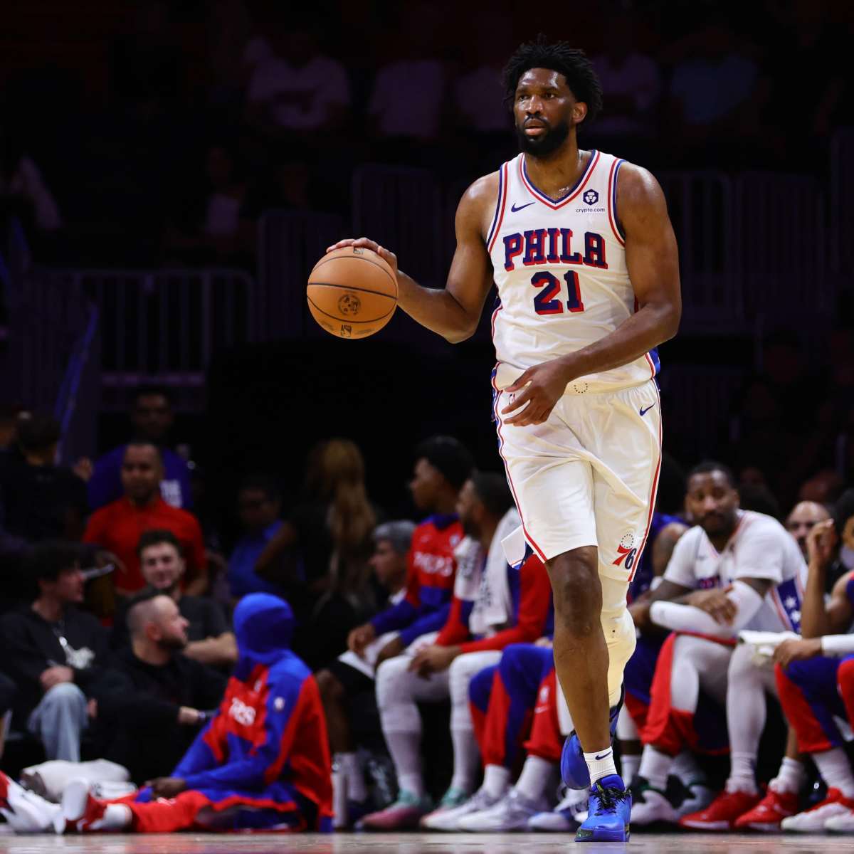 Joel Embiid Might Have Chronic Knee Issues Like Kawhi Leonard 76ers Weren t Honest About Medical Status Fadeaway World