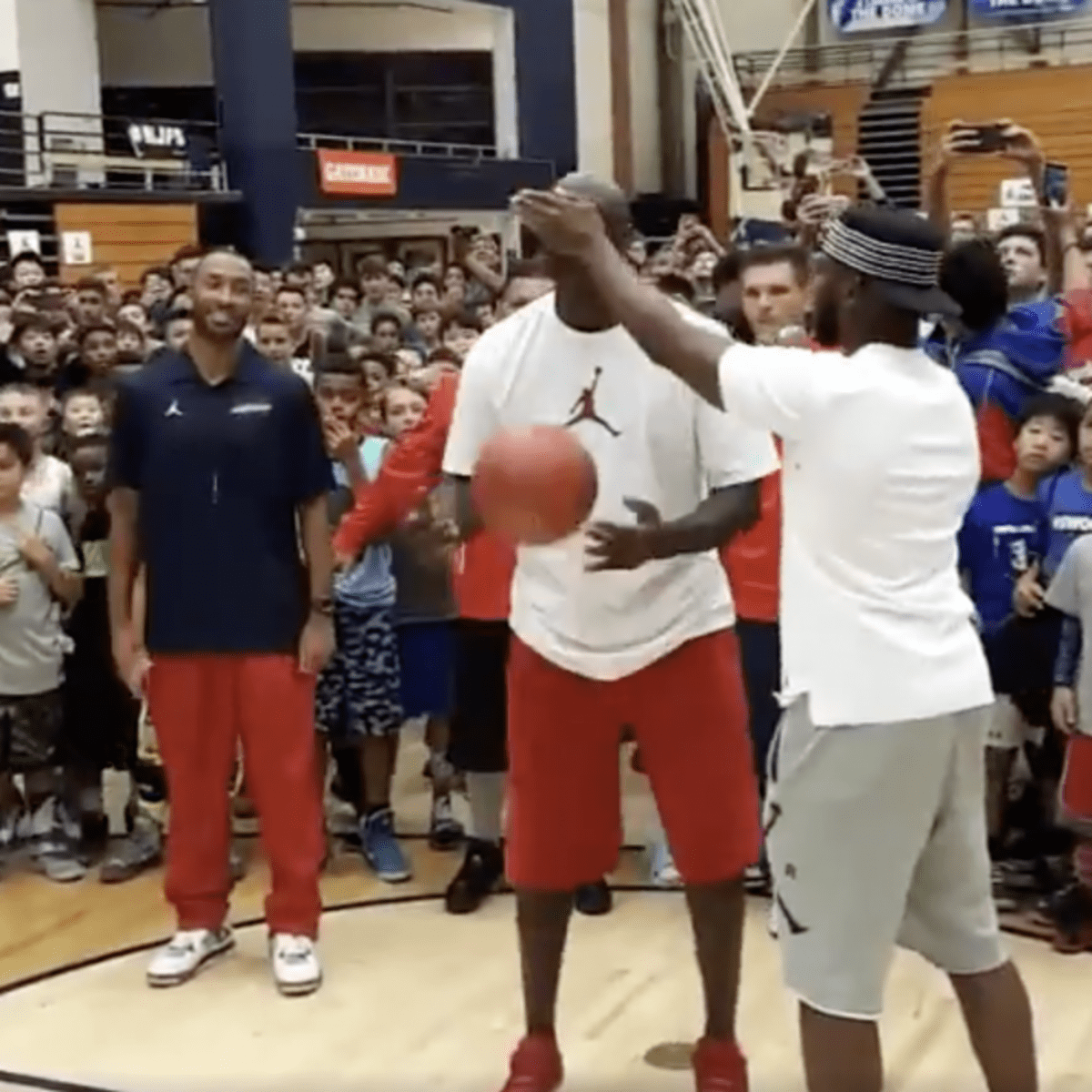 Michael jordan outlet chris paul