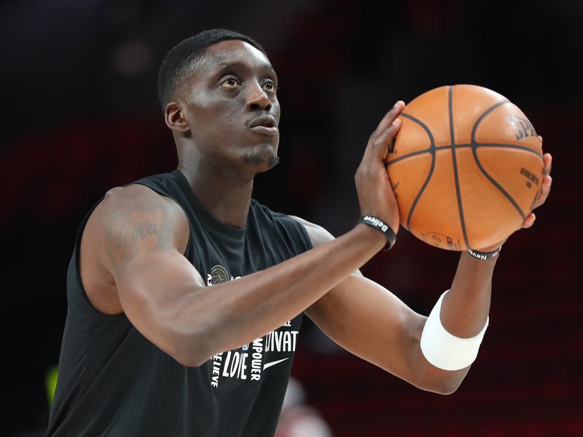 NBA Buzz - Tony Snell was out here making new NBA records in 2020-21! First  player with a 50/50/100 season with a minimum of 100 attempts! 😳 50.9 FG%  56.9 3P% 100 FT% 🎯💪