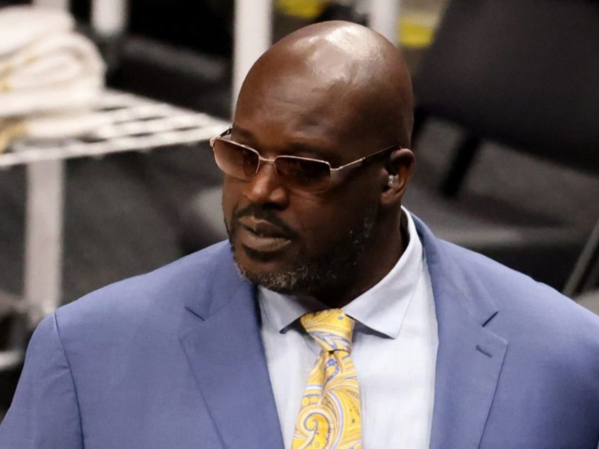 shaquille-o-neal-got-stuck-in-traffic-and-missed-the-start-of-inside-the-nba-on-tnt-you-re-the-only-dummy-that-didn-t-know-there-was-going-to-be-traffic-fadeaway-world