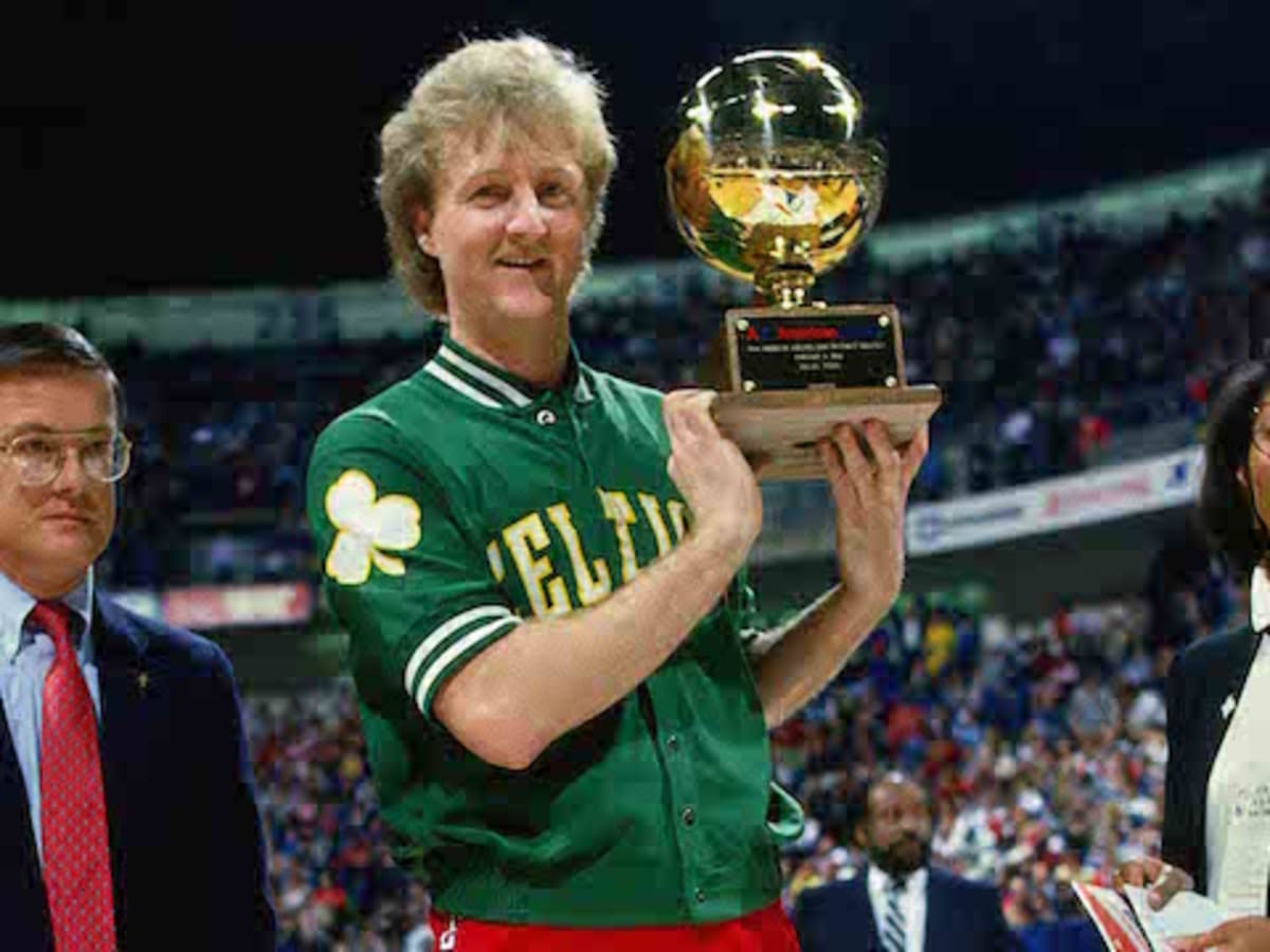Larry Bird - In his warm-up jacket, Larry Bird put on a 3-point contest  show at Chicago Stadium, winning his third title (1988 NBA All-Star)