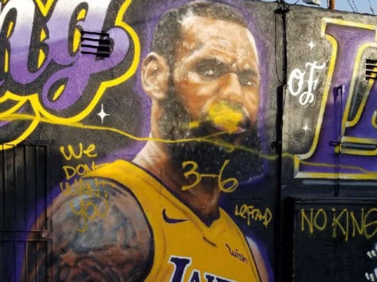 You spray painted LeBron James' murals': Shannon Sharpe and Snoop Dogg  accuse Skip Bayless of disrespecting Lakers star - The SportsRush