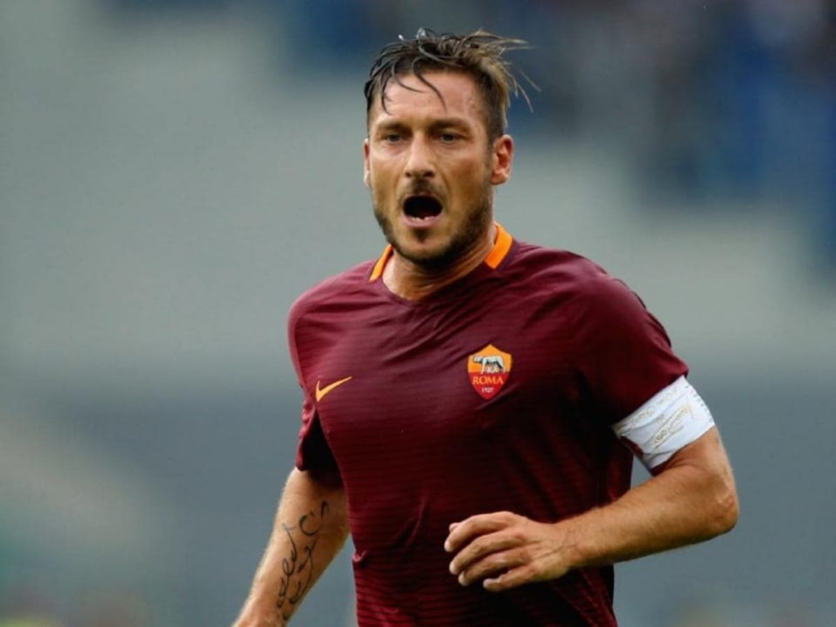 Francesco Totti Goes Off On Former Club Roma, Tells Agents To Not Deal With  Them - Fadeaway World