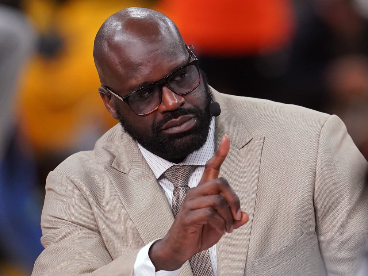 Shaquille O'Neal Shared A Story Of How His Father Showed Him A Homeless  Family To Help Him Deal With Pressure: "You Spoiled Brat, You Got A Big  House, You Got Cars, You