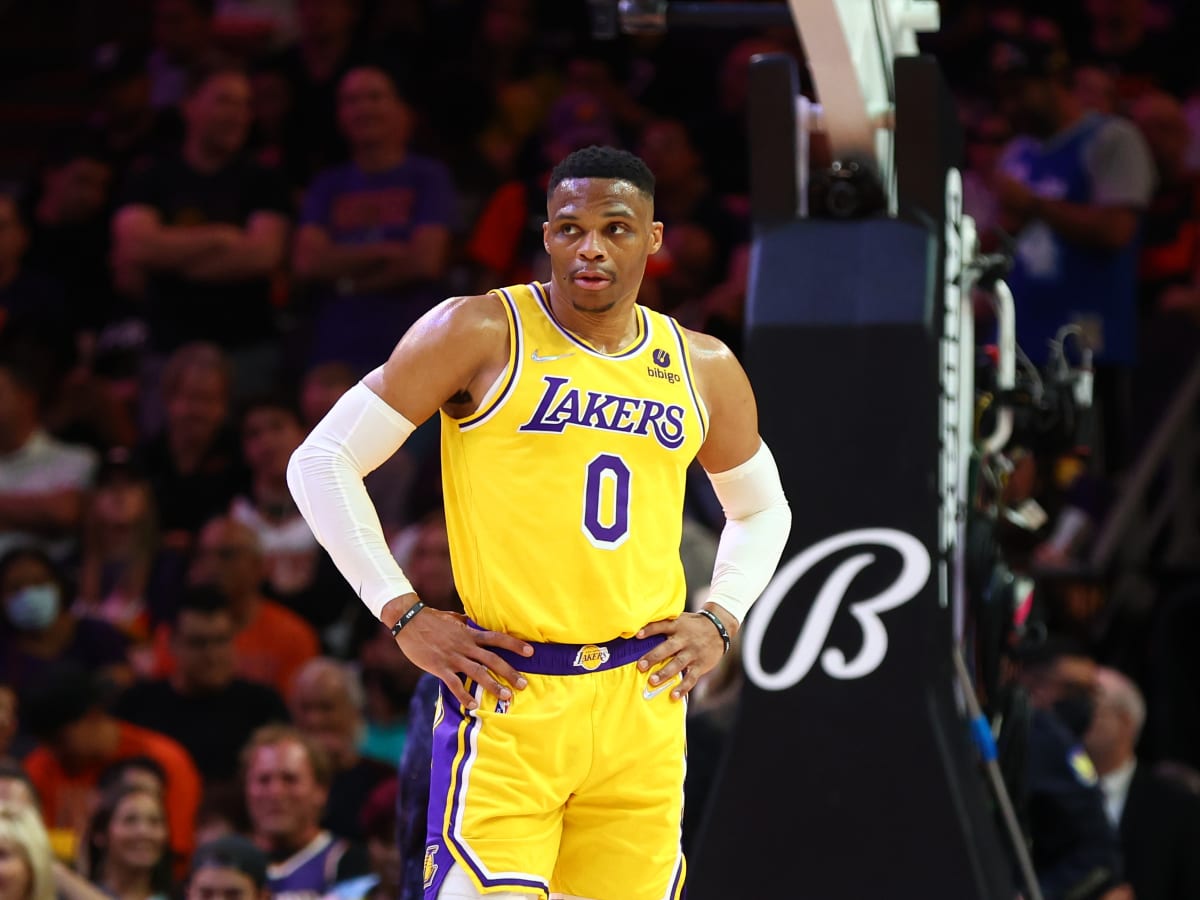 Lakers News: Russell Westbrook Appeared To Avoid His Teammates In A Pregame  Huddle - All Lakers