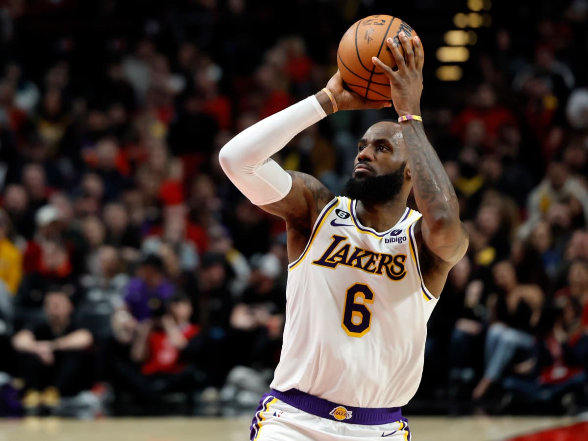 Better than his finals record - LeBron James' almost perfect NFL betting  picks has fans playfully roasting him