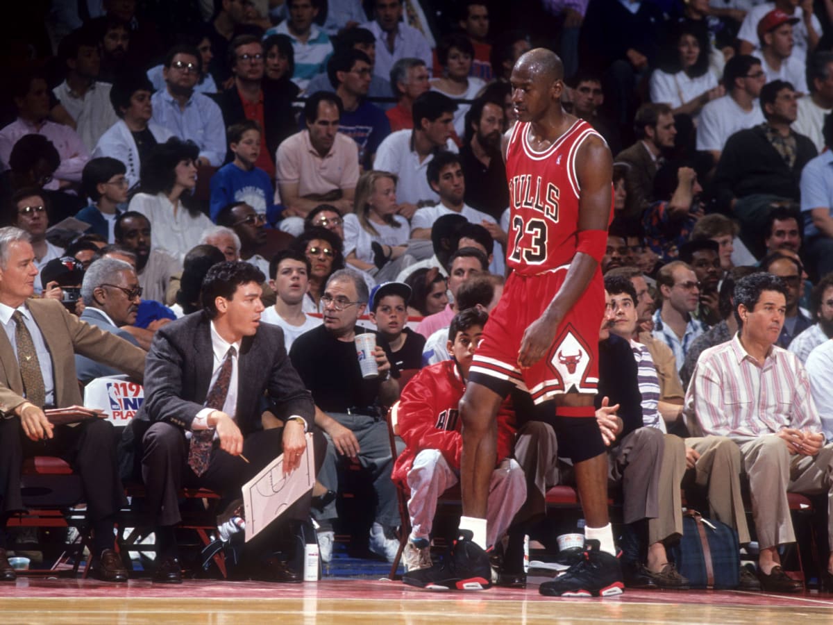 When Michael Jordan Silenced A Court Side Heckler For Making Fun