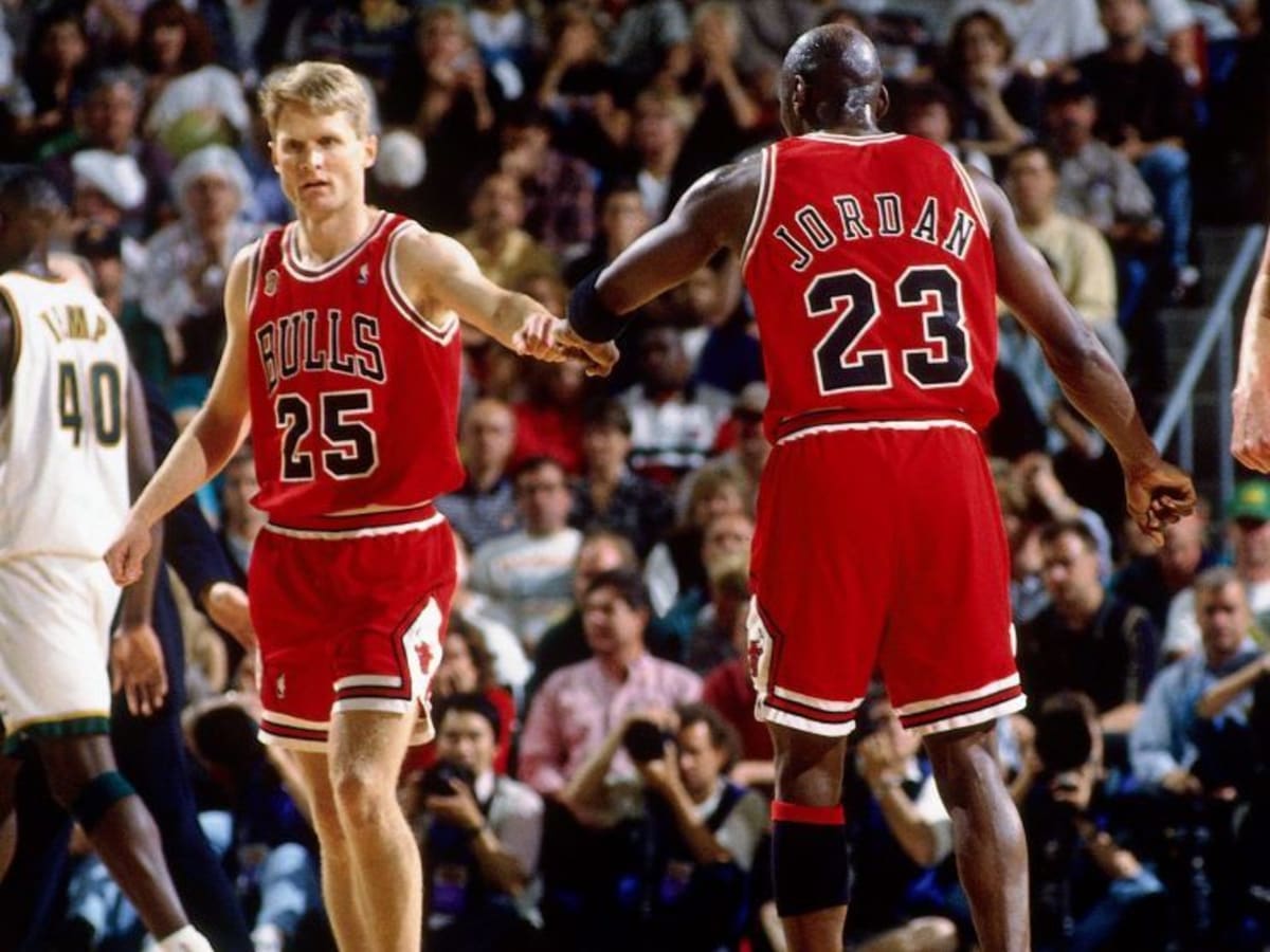 Michael jordan top steve kerr