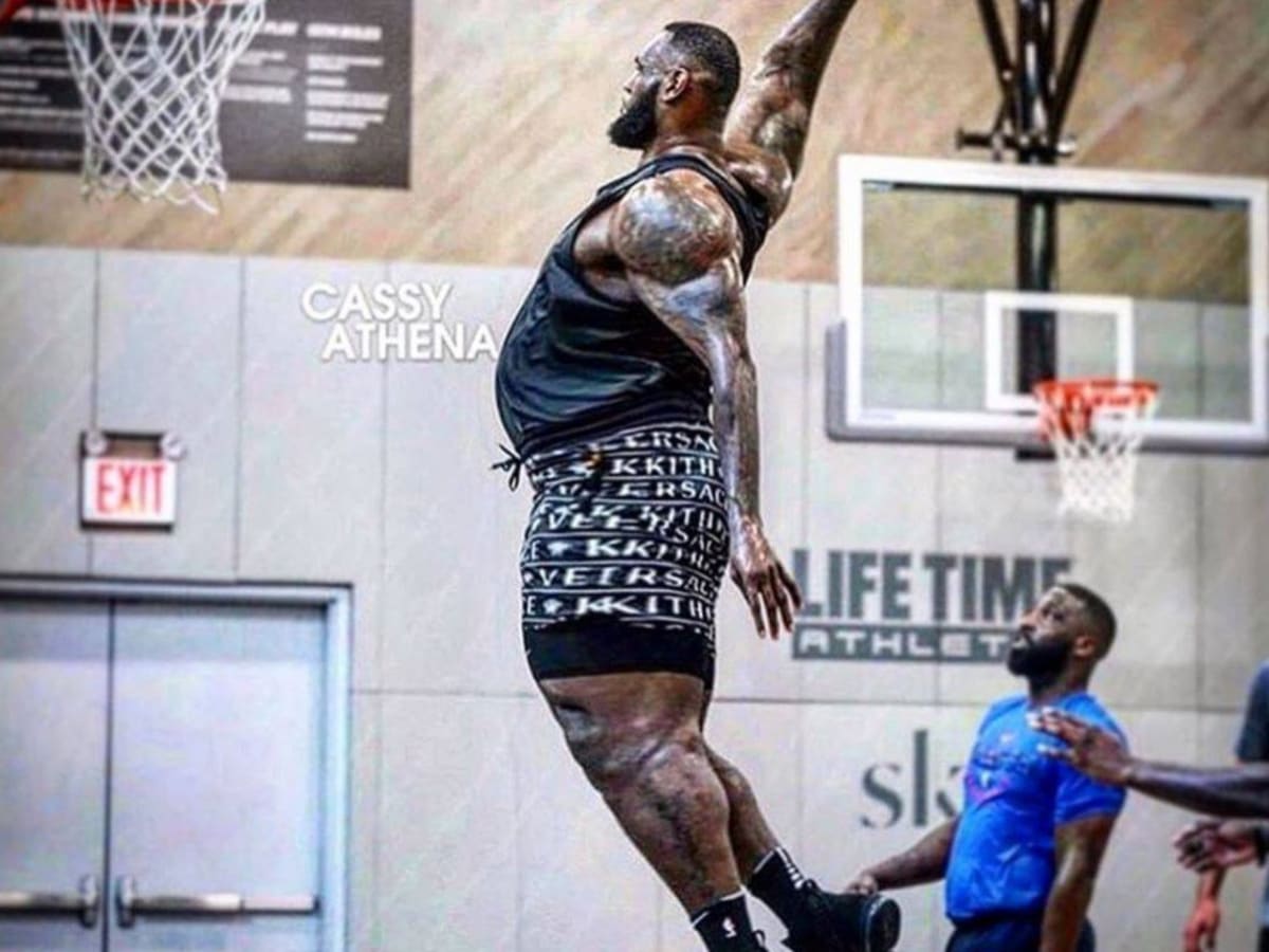 Versace shorts lebron james hot sale