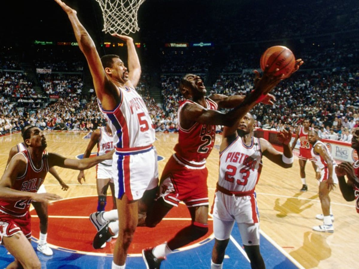 Pistons Bad Boy Rick Mahorn Takes Shot At Michael Jordan: 