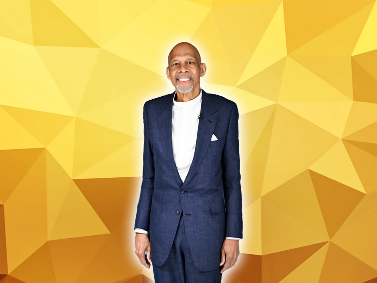 Kareem Abdul Jabbar Sold His 4 Championship Rings 3 MVP Awards And Other Memorabilia For 2.8 Million In Order To Help A Youth Education Program Fadeaway World