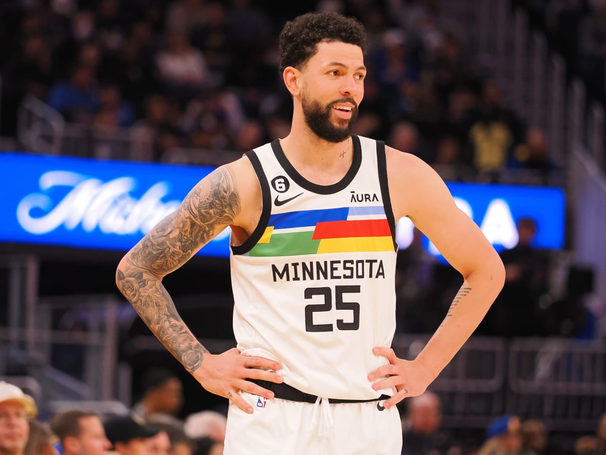 Austin Rivers Fires Back At Lakers Fans For Saying Negative Things