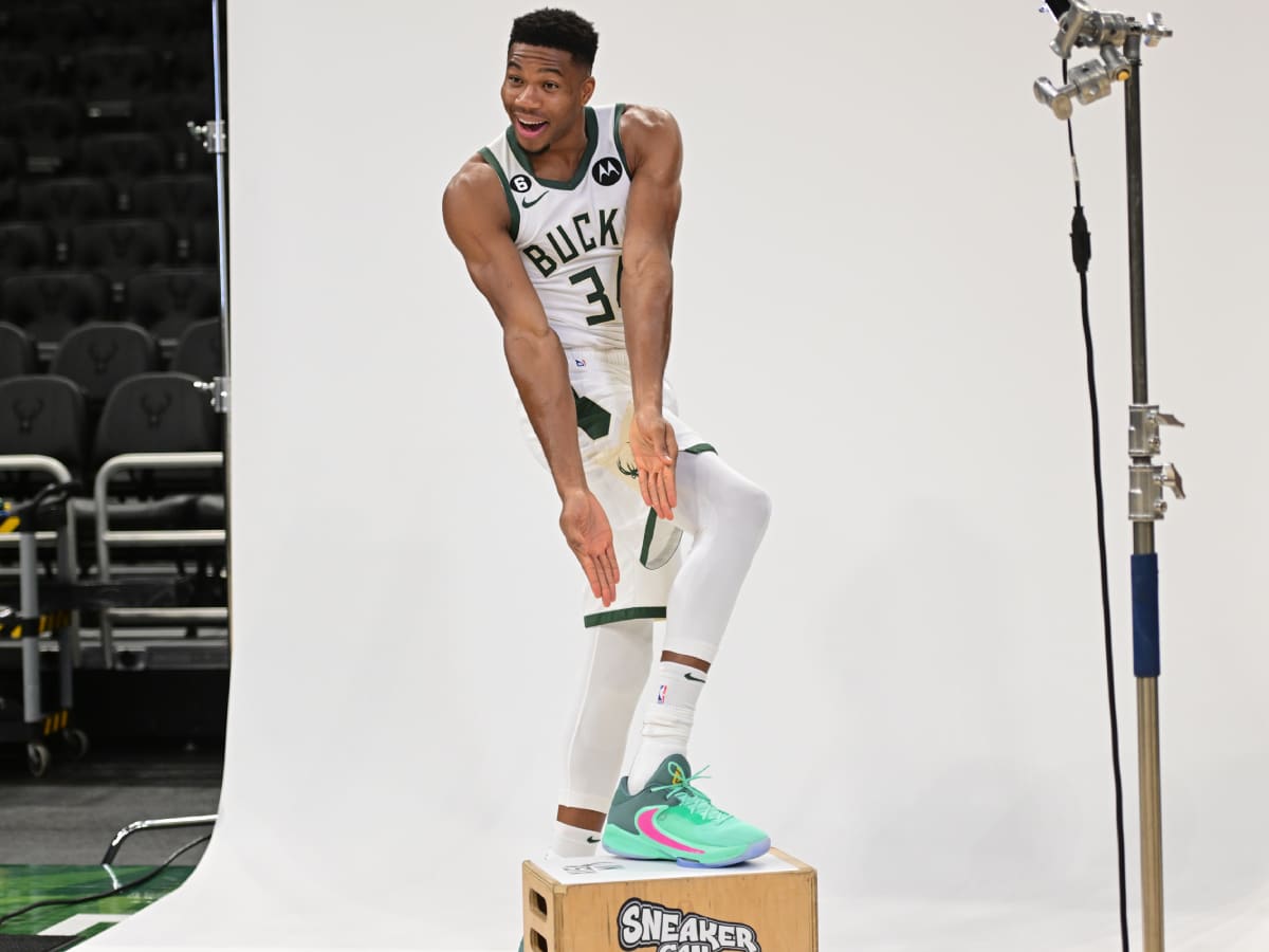 Giannis shoe deal sale