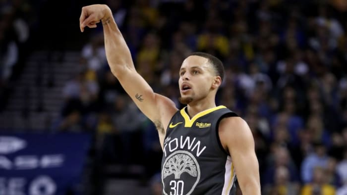  Steph Curry Reveals His All-Time NBA Starting 5 - Fadeaway 