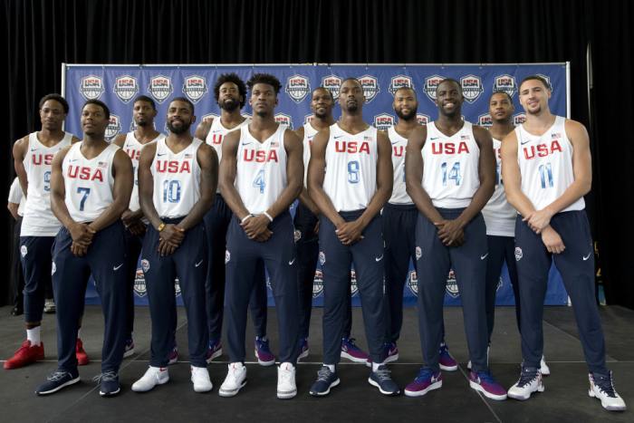 The U.S. men's Olympic basketball team poses for a photo during a news conference, Monday, June 27, 2016, in New York. (AP Photo/Mary Altaffer) ORG XMIT: NYMA101