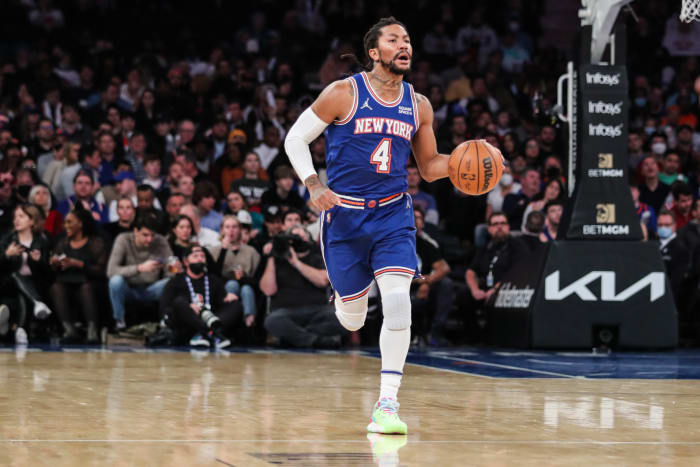 Derrick Rose Provides Valuable Advice To A Young Team In Chicago About How To Stay Confident As A Team Under Pressure: “All That Celebrating… When Y’all Have A Tough Game Remember That.