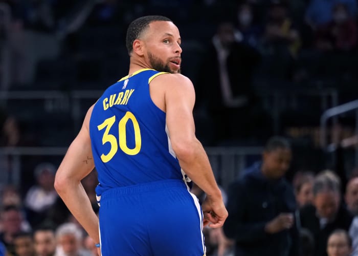 NBA Legend Tim Hardaway Gives Stephen Curry Major Credit For Overcoming Early Injury Woes: 