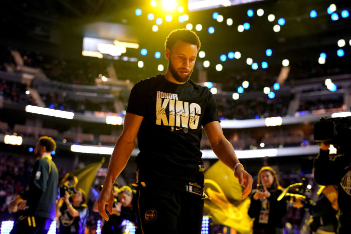 Stephen Curry Gets Real On Being Booed By Warriors Fans In Last Two