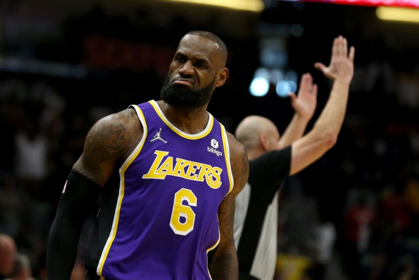 LeBron James Is Surrounded By NBA Photographers During The Summer ...