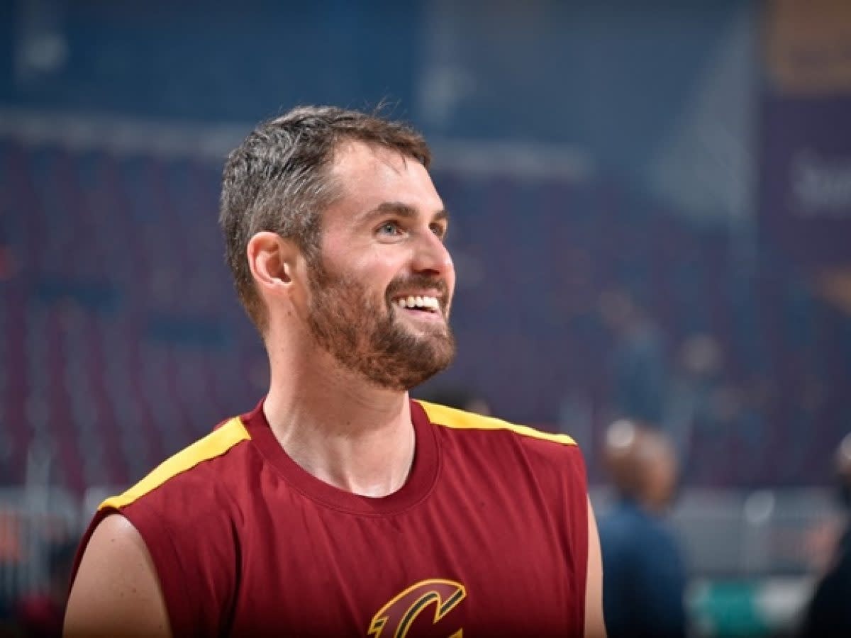 Kevin Love Stopped On His Way Back To The Tunnel To Make Young Fan's Day By Signing An Autograph