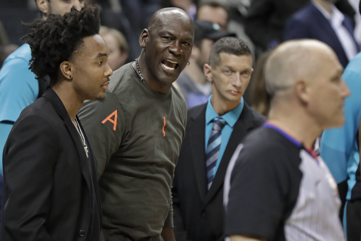Michael Jordan Smacked Malik Monk For Getting Technical Foul After Running On The Court