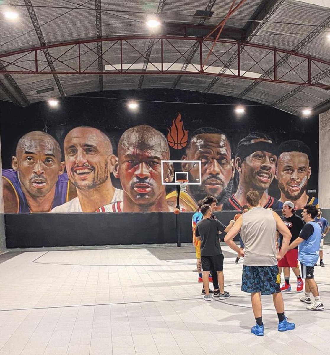 Incredible Mural Of Michael Jordan, Kobe Bryant, LeBron James, Steph Curry, Allen Iverson, And Manu Ginobili Found In Argentina