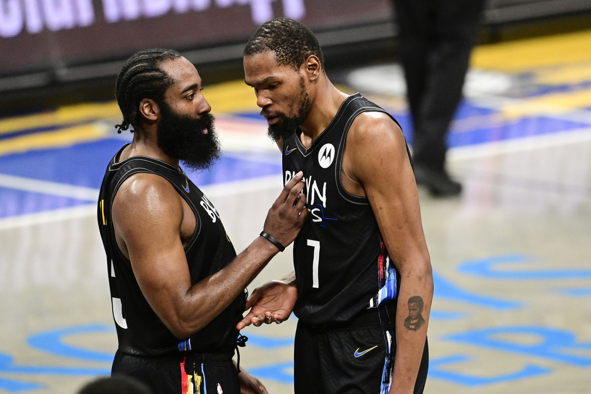 Kevin Durant Disagrees With James Harden And Steve Nash On NBA’s Foul Rule Change: “I Don’t Think Rule Changes Are Affecting Anyone’s Game, To Be Honest.”