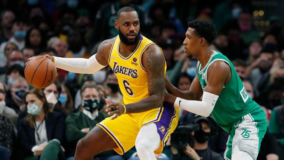 Paul Pierce Shockingly Praises LeBron James During Celtics-Lakers Matchup: "He Can Change His Game And Find Other Ways To Be Effective"
